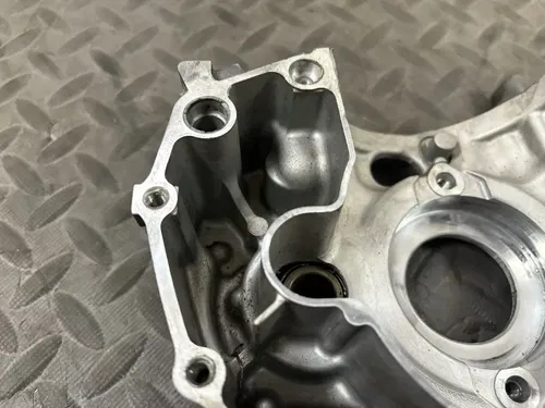 2006 06-09 YZ450F YZ 450F Right Crankcase Engine Bottom Carter Block Half Case
