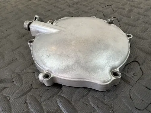 2001 94-01 YAMAHA YZ125 OEM RIGHT SIDE OUTER CLUTCH COVER 4JY-15415-00-00 NICE!