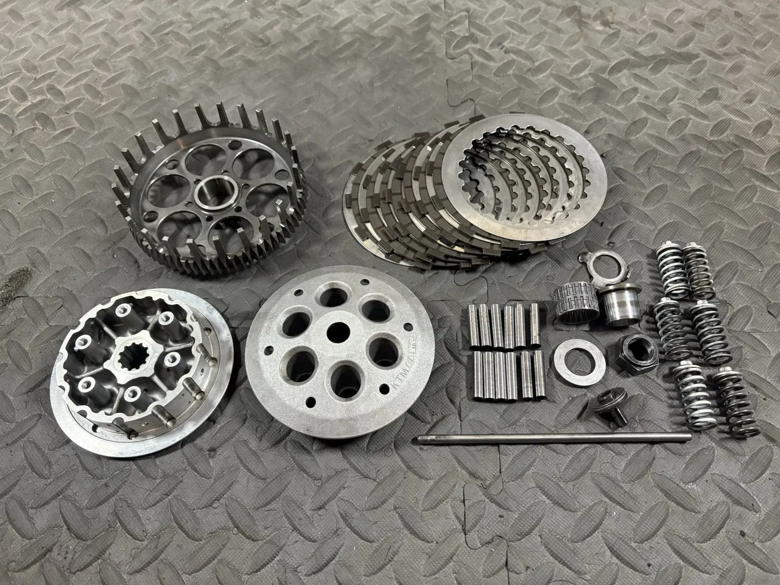 2016-2023 2016 KTM 250 SXF OEM Clutch Primary Driven Gear Basket Hub Assembly