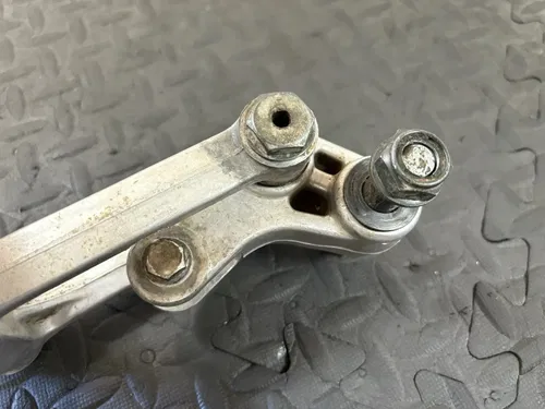 1998 YZ125 YZ250 YZ400F WR400F OEM LINKAGE LINK MONOSHOCK ROD ARM SWING CUSHION