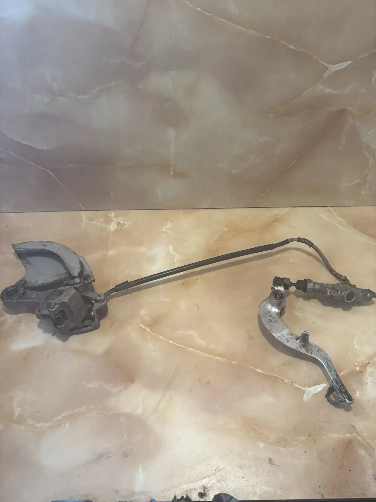 2003-2004 Yamaha wr250 wr450 yz450f OEM REAR BACK BRAKE CALIPER 5UN-2580W-10-00