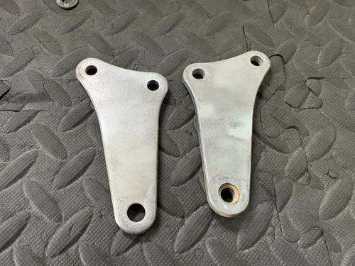 2001-2005 03 OEM Yamaha YZ250F Cylinder Head Motor Mounts 5NL-21425-10-00