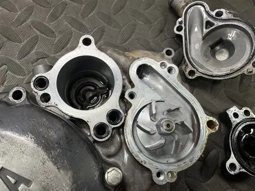 2009 YAMAHA 07-13 WR250F 06-13 YZ250F OEM RIGHT SIDE CASE INNER CLUTCH COVER