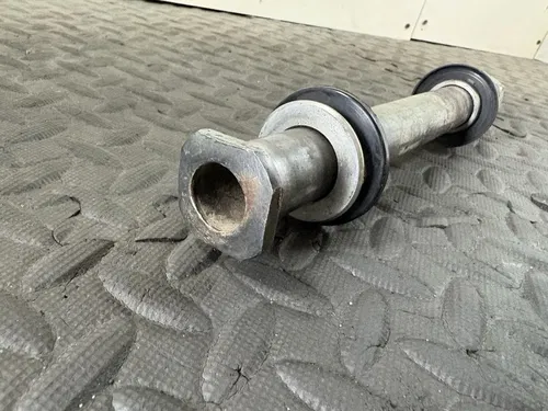 2005 KAWASAKI 04-14 KX450F KX250F OEM REAR AXLE BACK WHEEL PIVOT BOLT 41068-1466