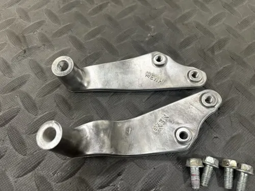 2008 06-08 CRF450R CRF450 Cylinder Head Top End Bracket Plate Left Right Bolt