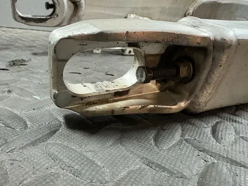 2014 14-17 YAMAHA YZ450F OEM SWINGARM REAR SUSPENSION SWING ARM 1SL-22110-01-00