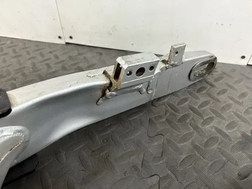 1997-1998 YAMAHA YZ125 YZ250 YZ400 REAR SWINGARM SWING ARM SUSPENSION PIVOT