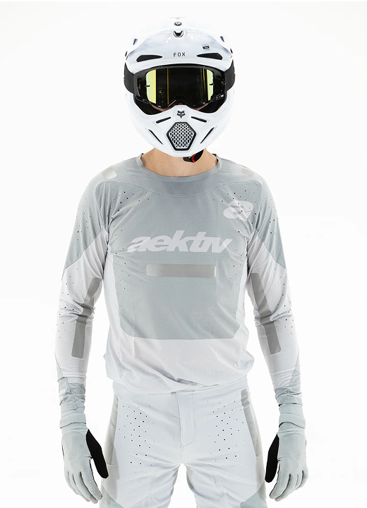 2025.1 Stealth