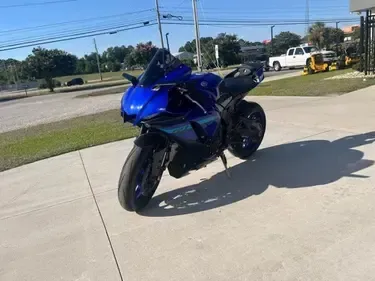 Yamaha street bike