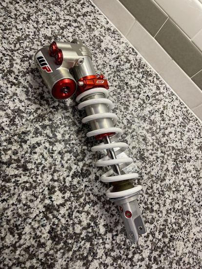 WP Xact Pro 8950 Supertrax Shock