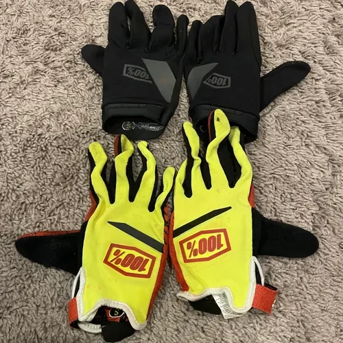 100% gloves