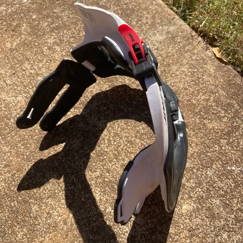 Leatt 4.5 Neck Brace
