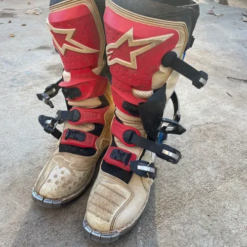 Alpinestar Tech 8