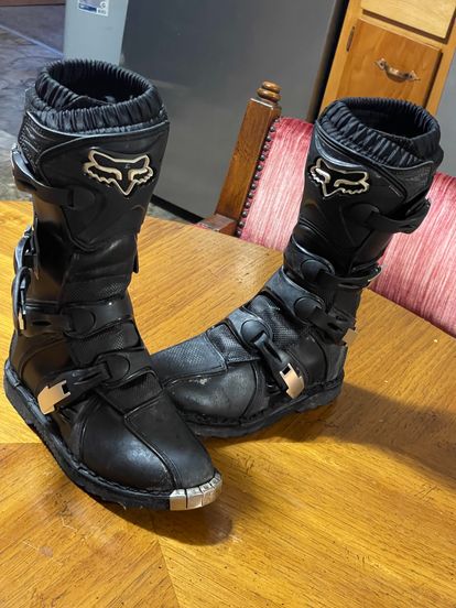 Youth Fox Racing Boots - Size 7