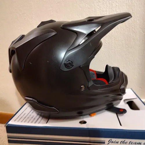 Arai VX-Pro4 Helmet - Size XS 