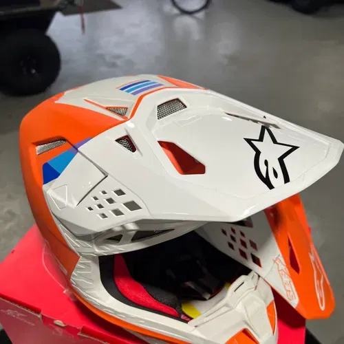 Alpinestar Helmet 
