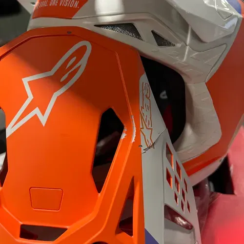 Alpinestar Helmet 
