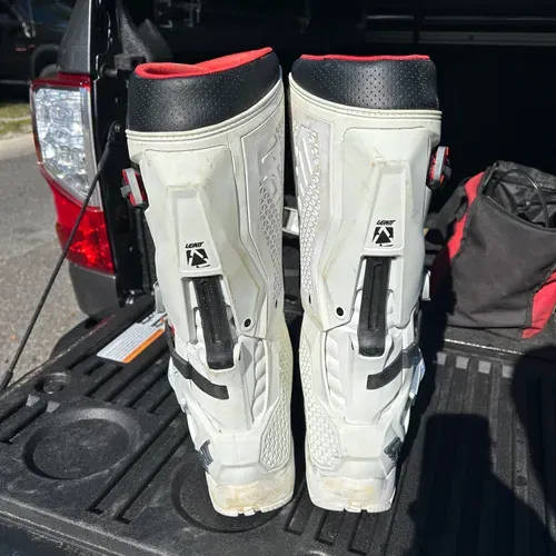 Leatt 5.5 Flex Lock Boots Size 13