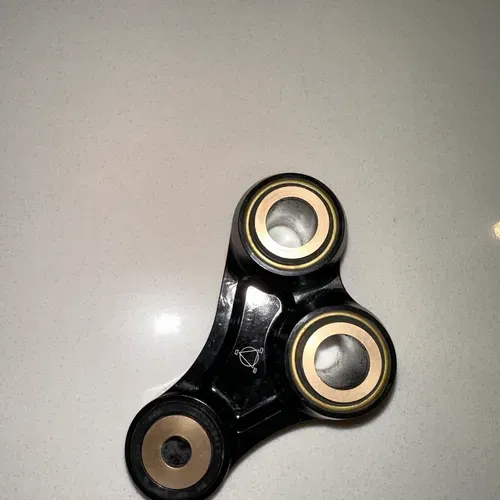 REP Knuckle And Linkage 