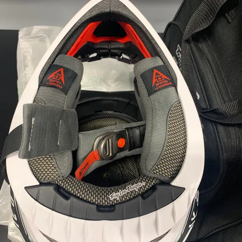 Troy Lee SE5 Carbon