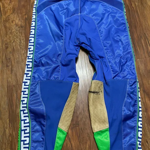 JT Racing Classick Pro Tour Gear