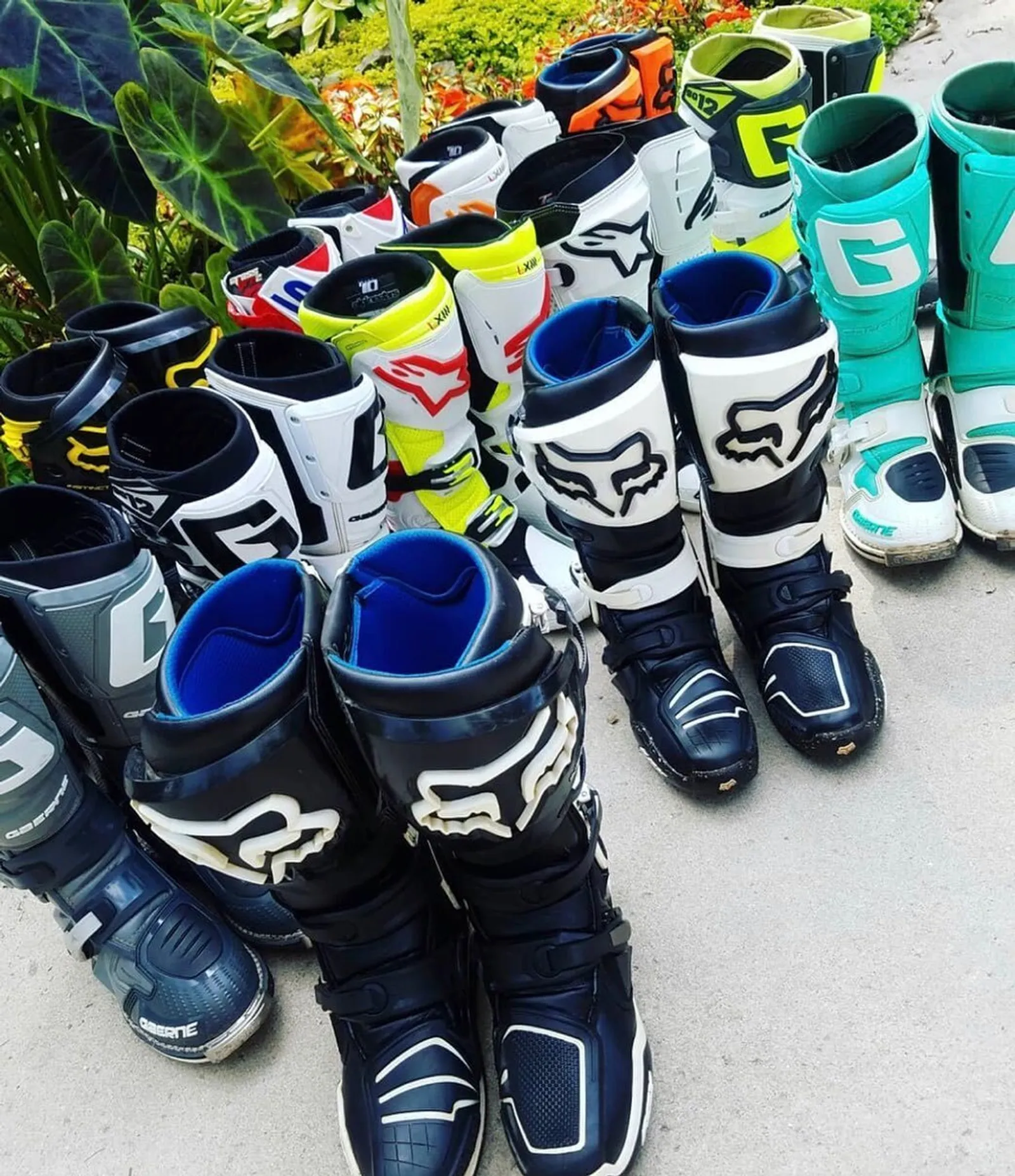 A Buyer's Guide: Dirt Bike & Motocross Boots