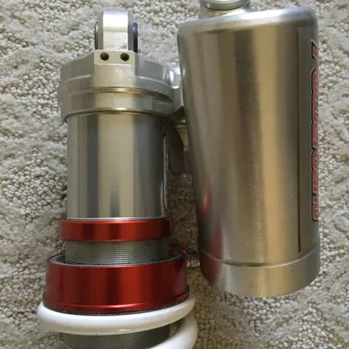 Xact Pro 8950 A-kit Rear Shock 