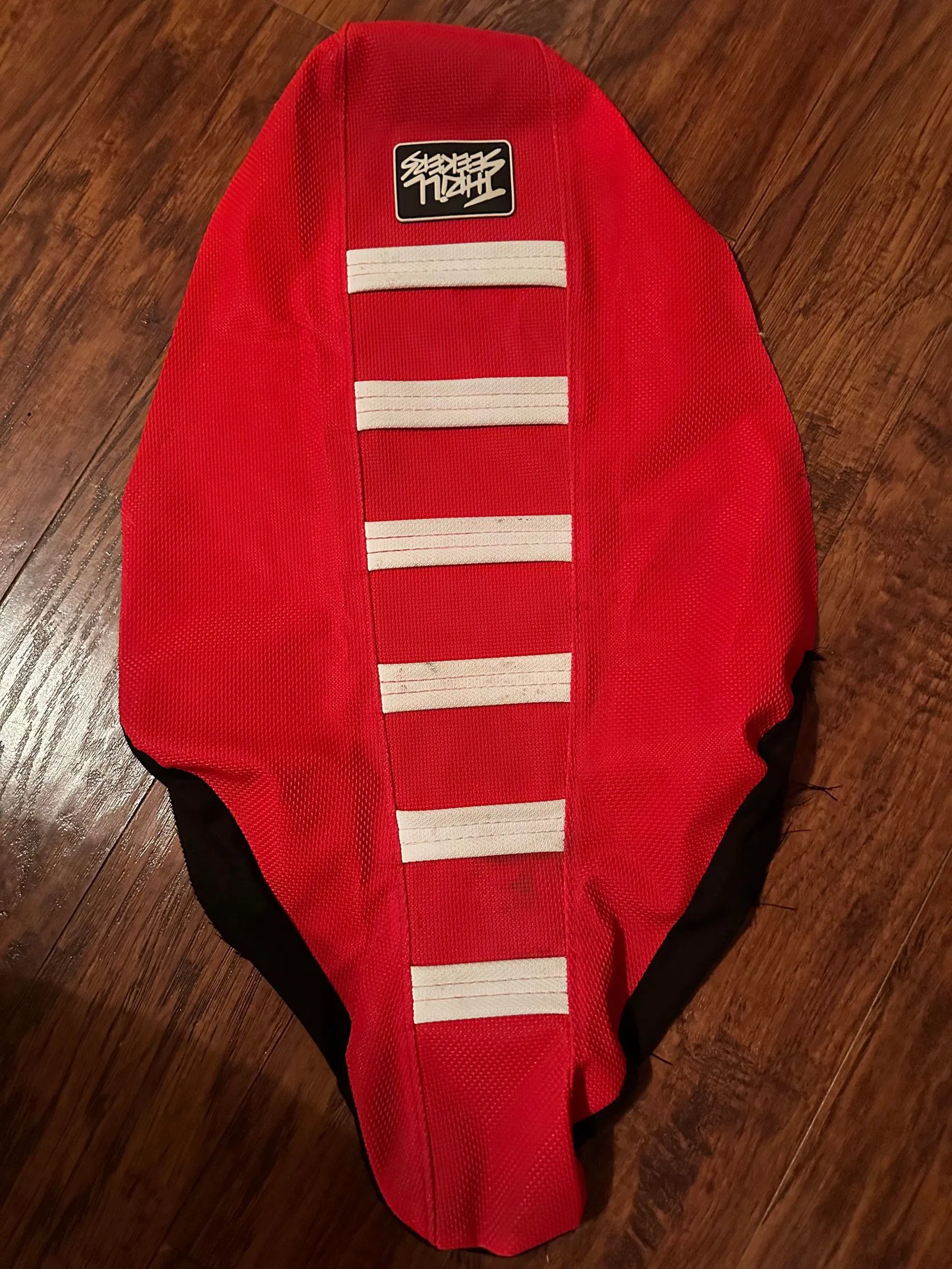 Crf150r hot sale seat cover