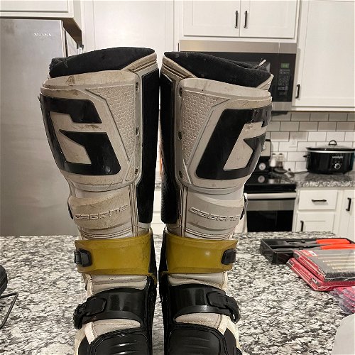 Gaerne SG12 Boots Size 9