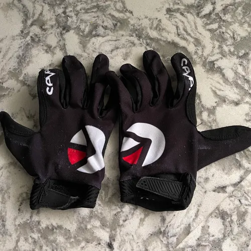 Seven Ethika Gloves - Size M