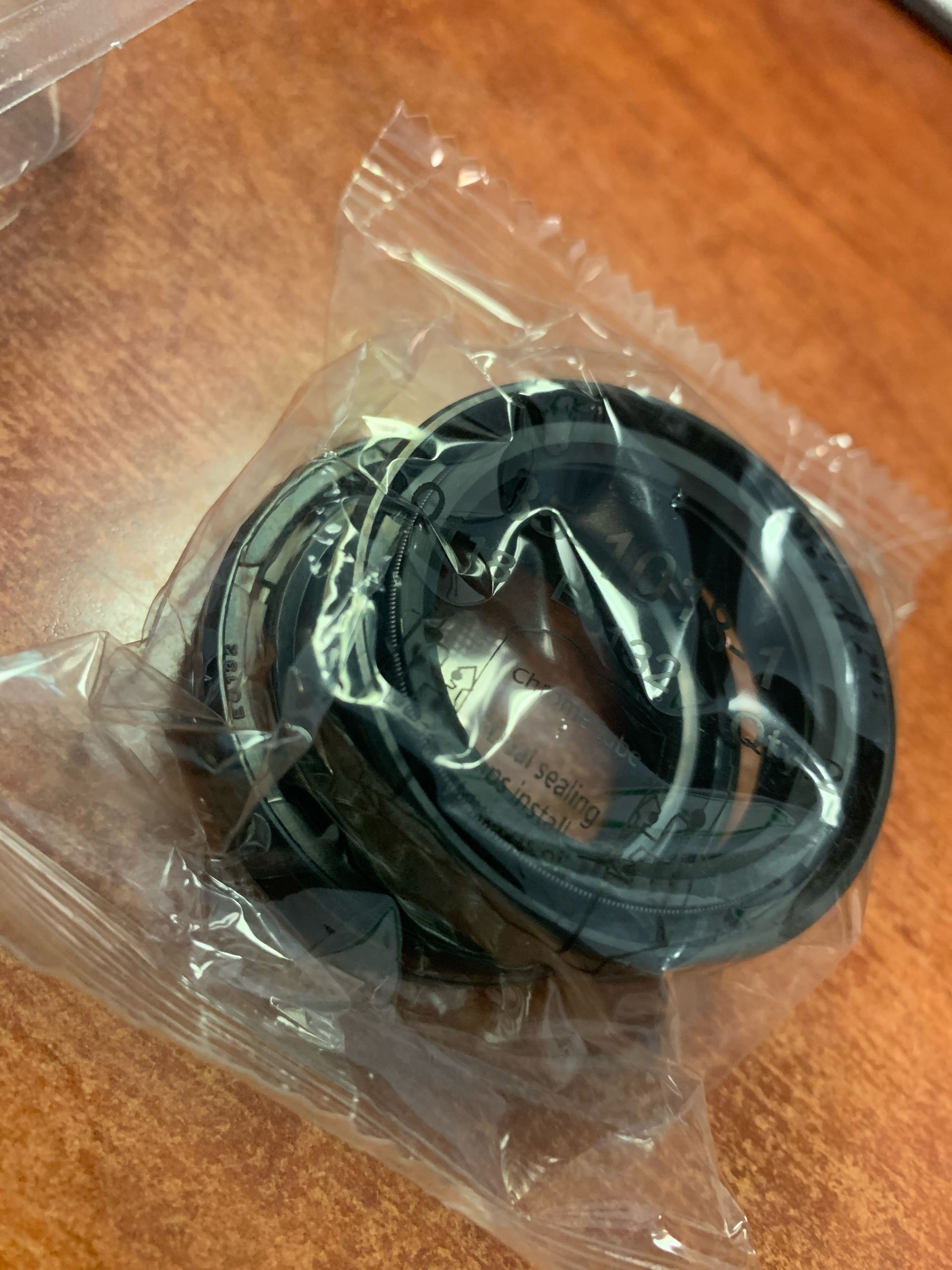 Fork Seal  Set. Honda  Crf 150 R, Cr 80. ,cr 85 ,Crf 230f