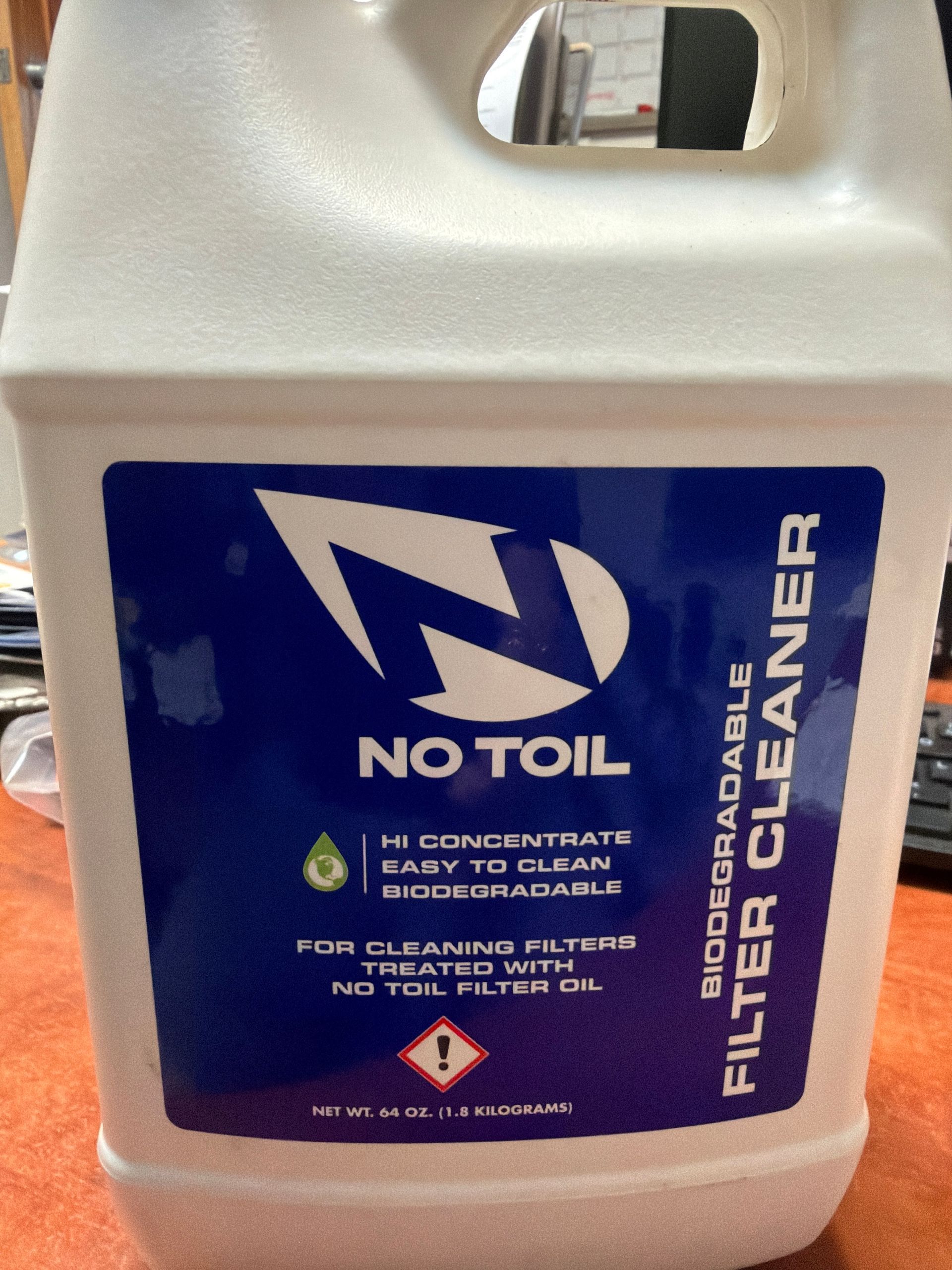No Toil Half Gallon Air Filter Cleaner