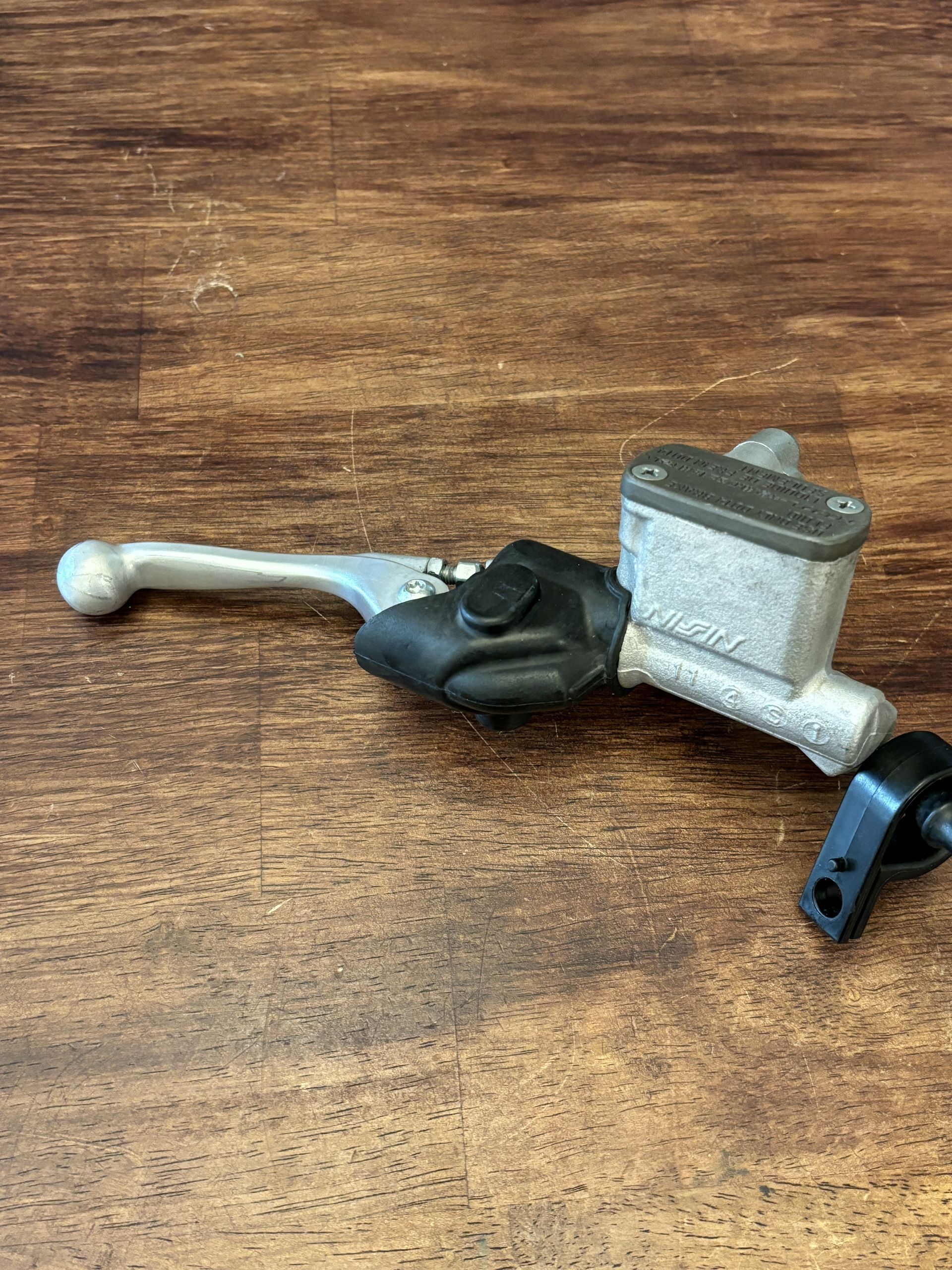 2025 KX250 KX450 OEM Nissin Front Brake Assembly 16-26 Kawasaki KX - 43080-0157