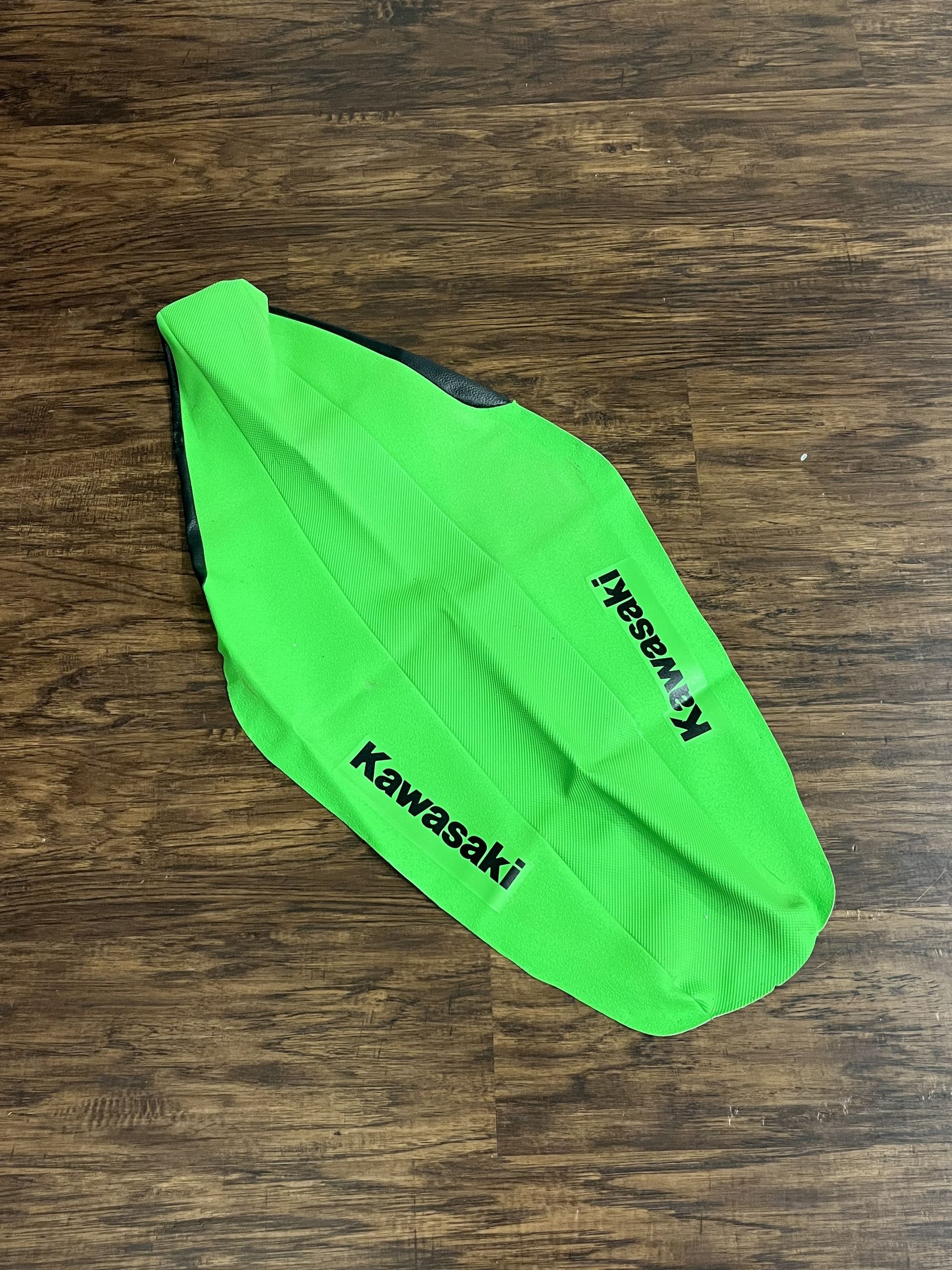 NEW 2026 KX250 KX450 OEM Seat Cover GREEN - Kawasaki KX 250 450 - 53066-0604-73L