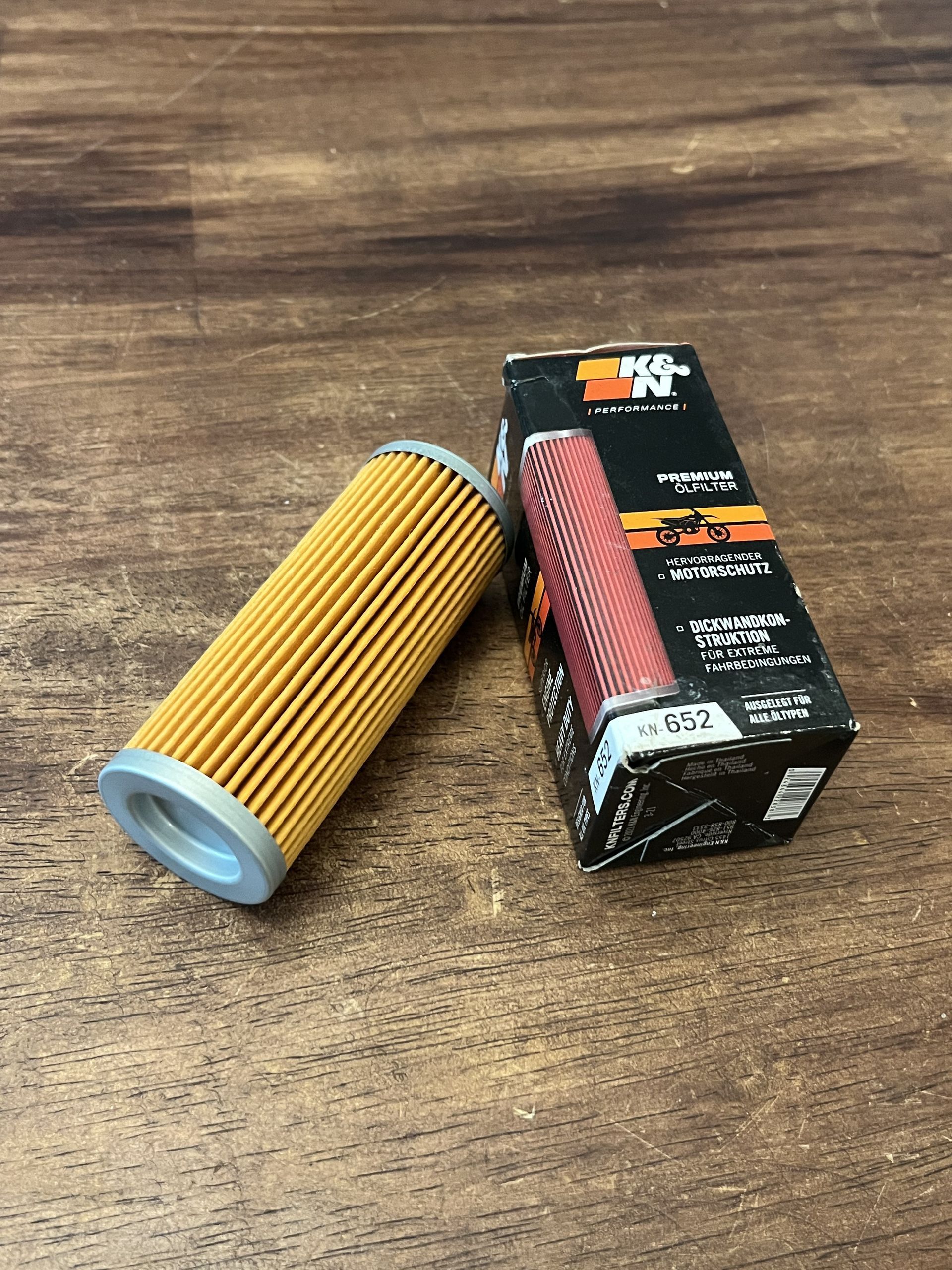 NEW K&N Engine Oil Filter - KTM GAS GAS HUSQVARNA 250 350 450 - KN-652