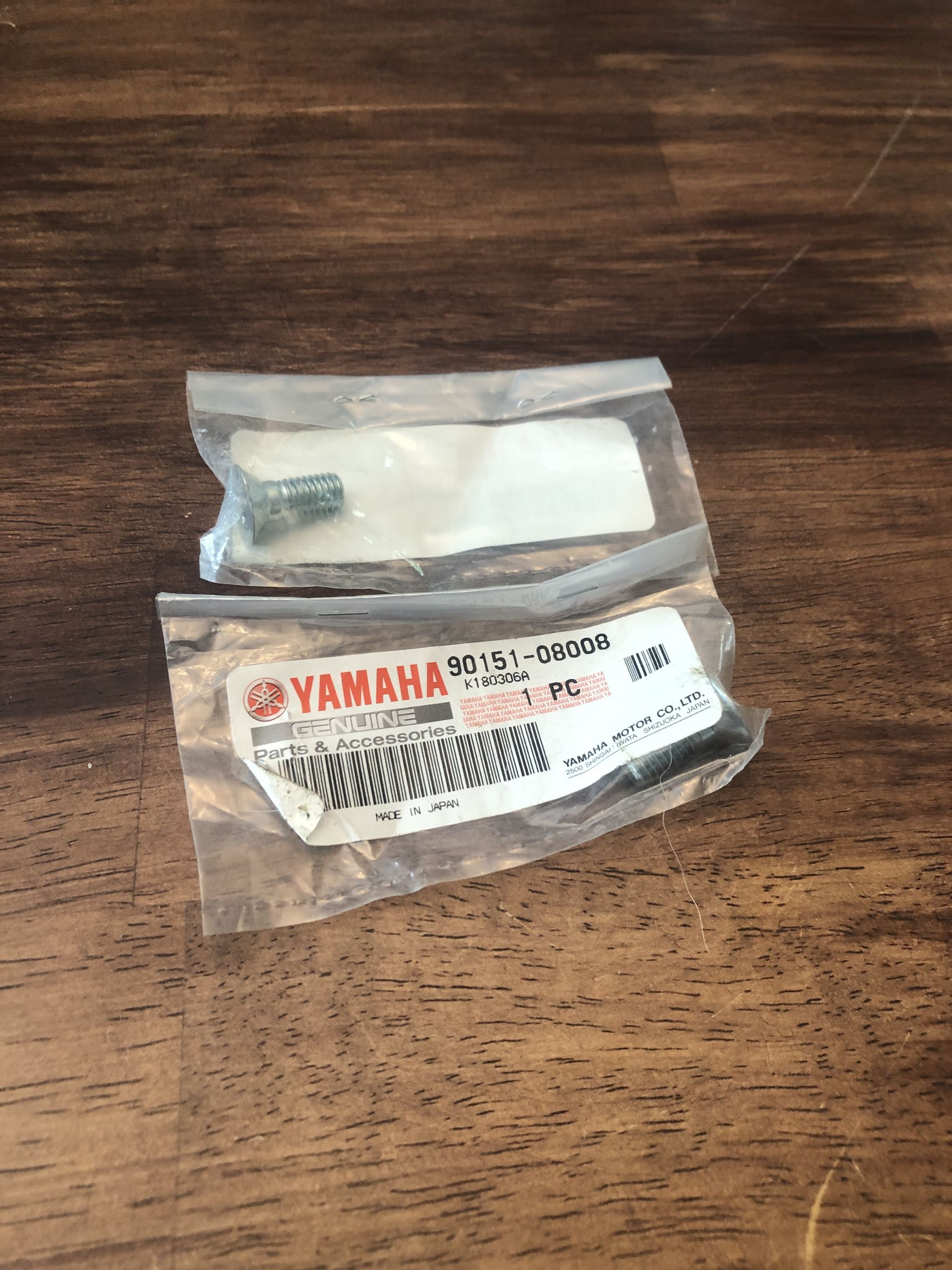 (2) NEW YZ250F YZ450F OEM Yamaha SCREW, COUNTERSUNK - 90151-08008-00