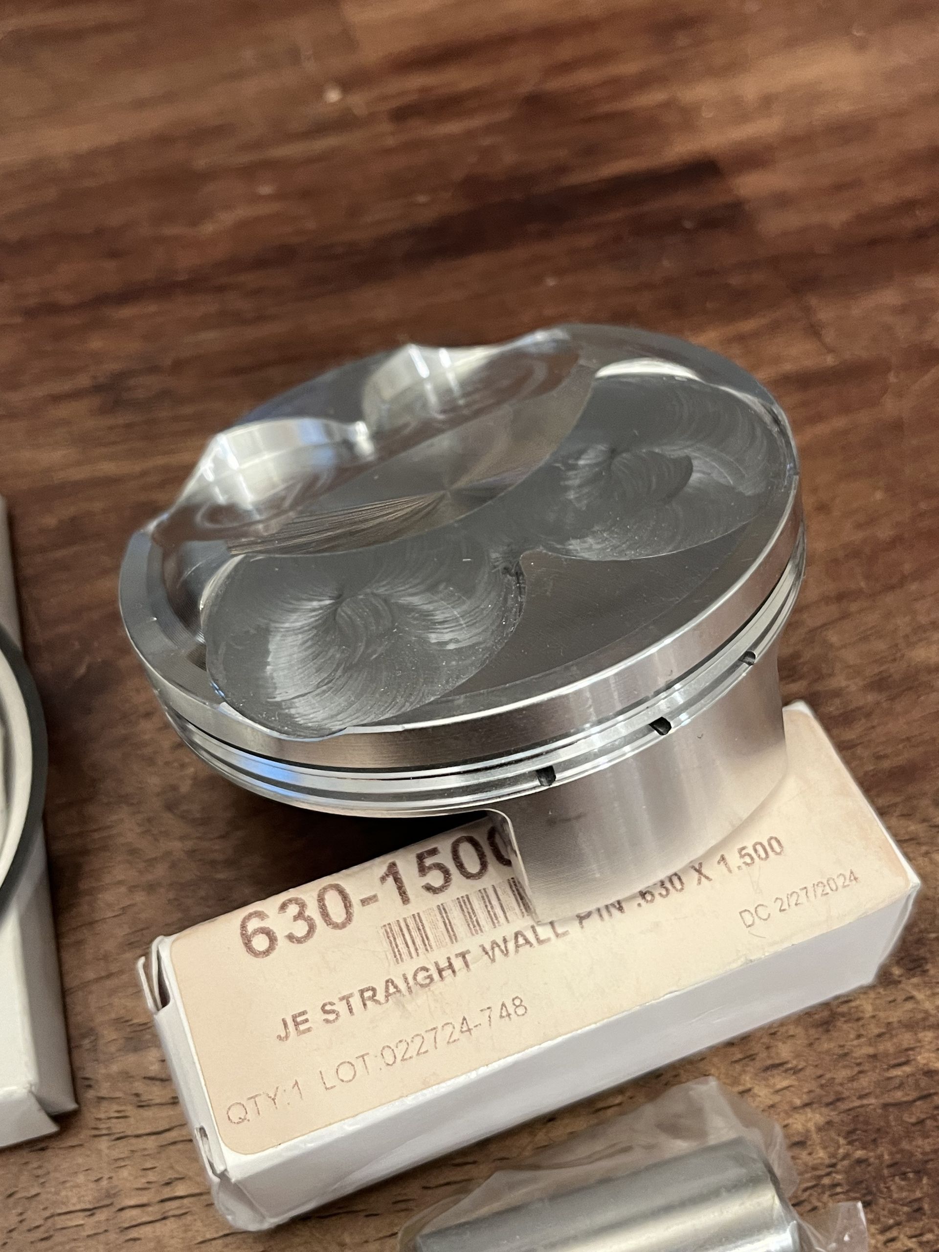 NEW KX250 JE Pistons 1-Cylinder Piston Kit - 2023-2024 Kawasaki KX 250 - 391920