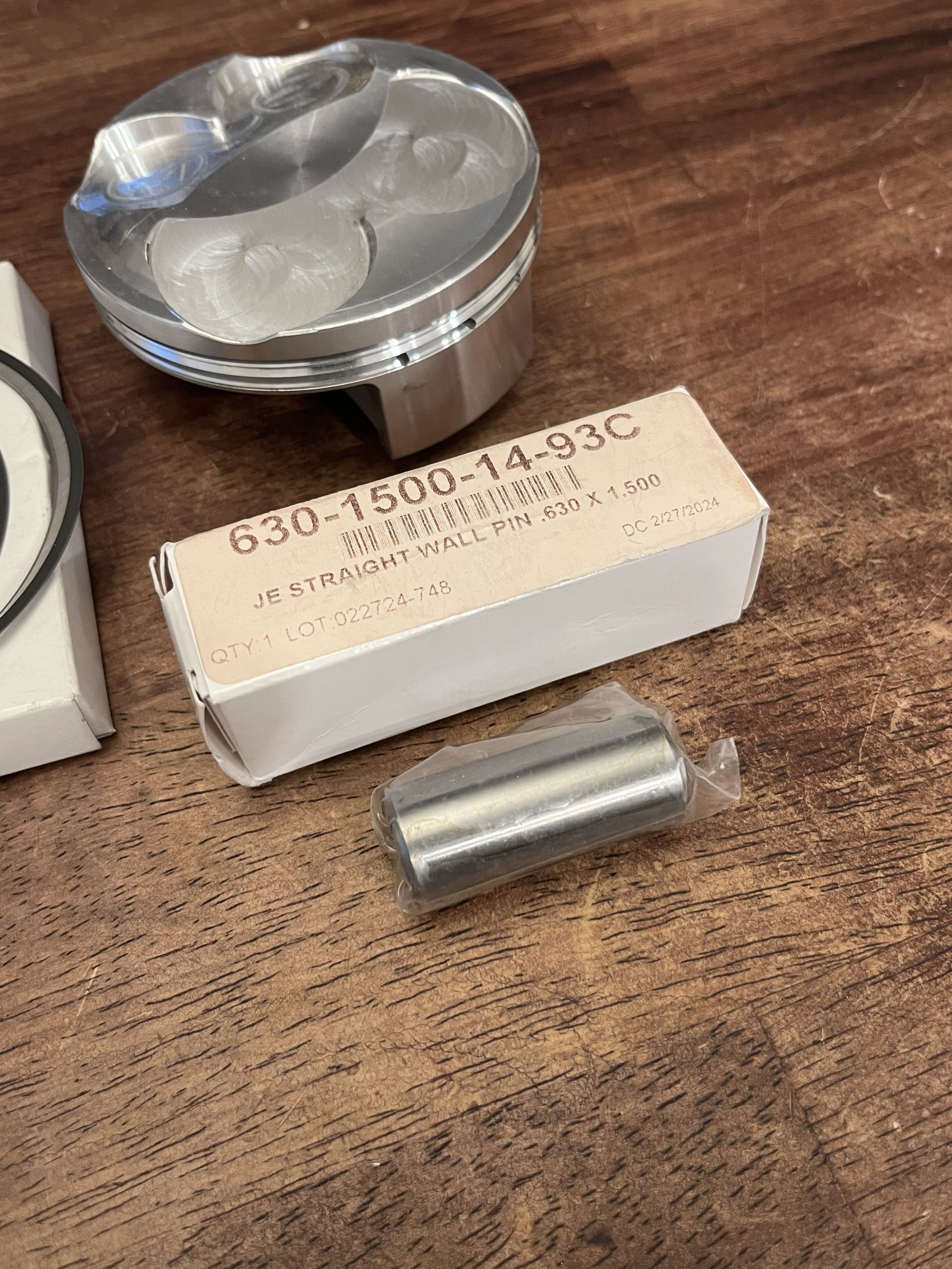 NEW KX250 JE Pistons 1-Cylinder Piston Kit - 2023-2024 Kawasaki KX 250 - 391920