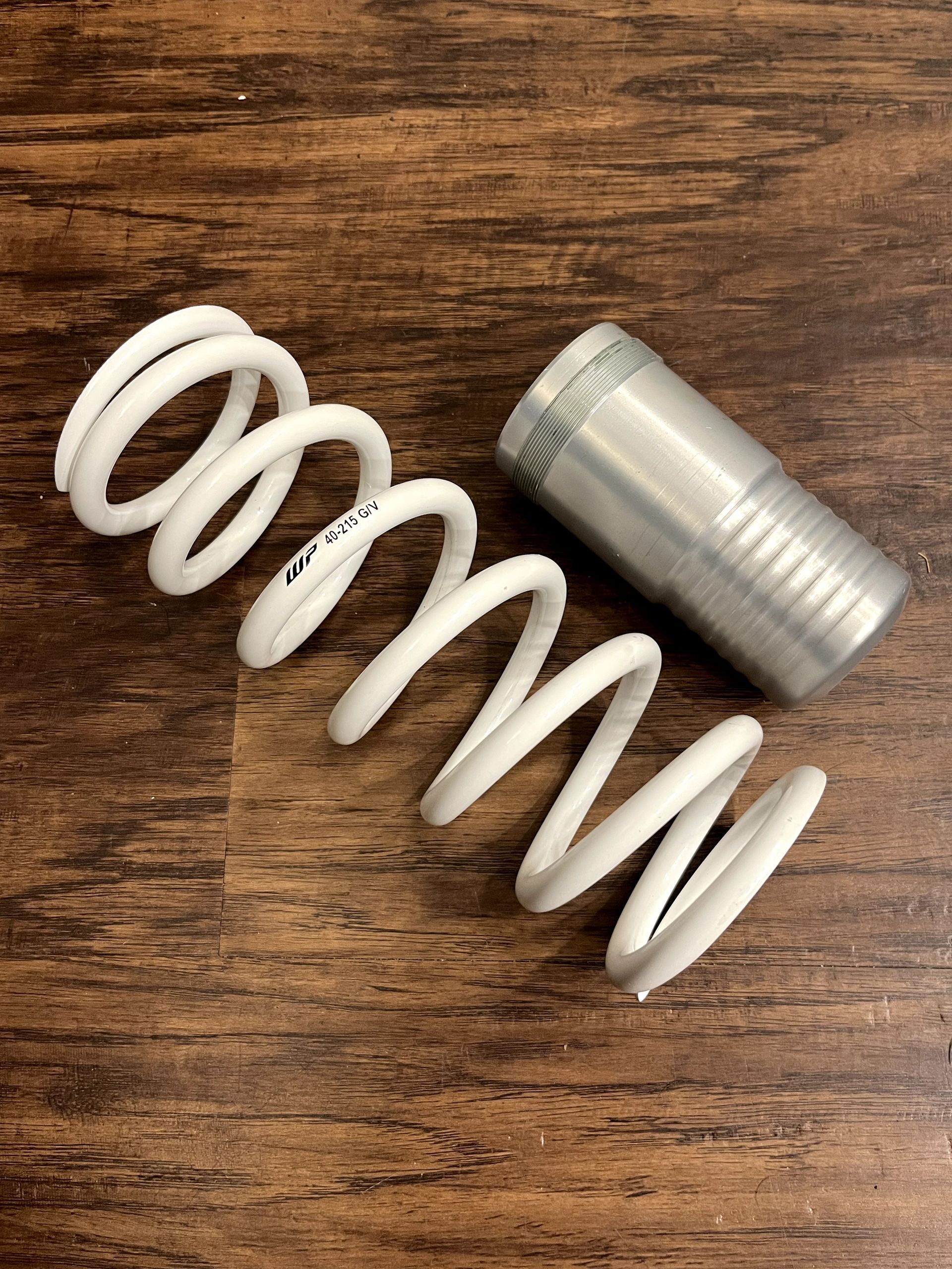 NEW WP 40-215 Rear Shock Spring W Bladder- 18-24 KTM Husqvarna 85 // 21-24 MC 85