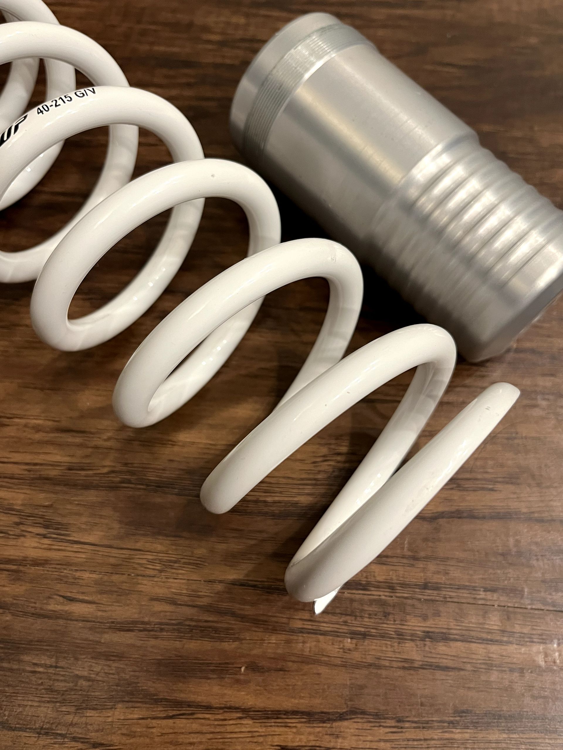 NEW WP 40-215 Rear Shock Spring W Bladder- 18-24 KTM Husqvarna 85 // 21-24 MC 85