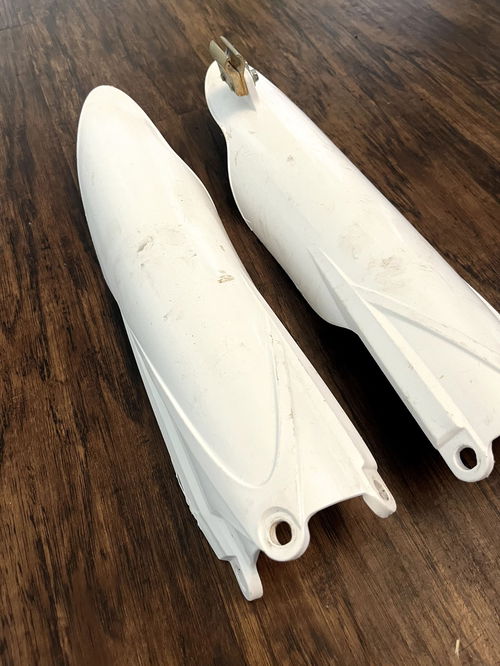 YZ250F YZ450F OEM Fork Guards - WHITE