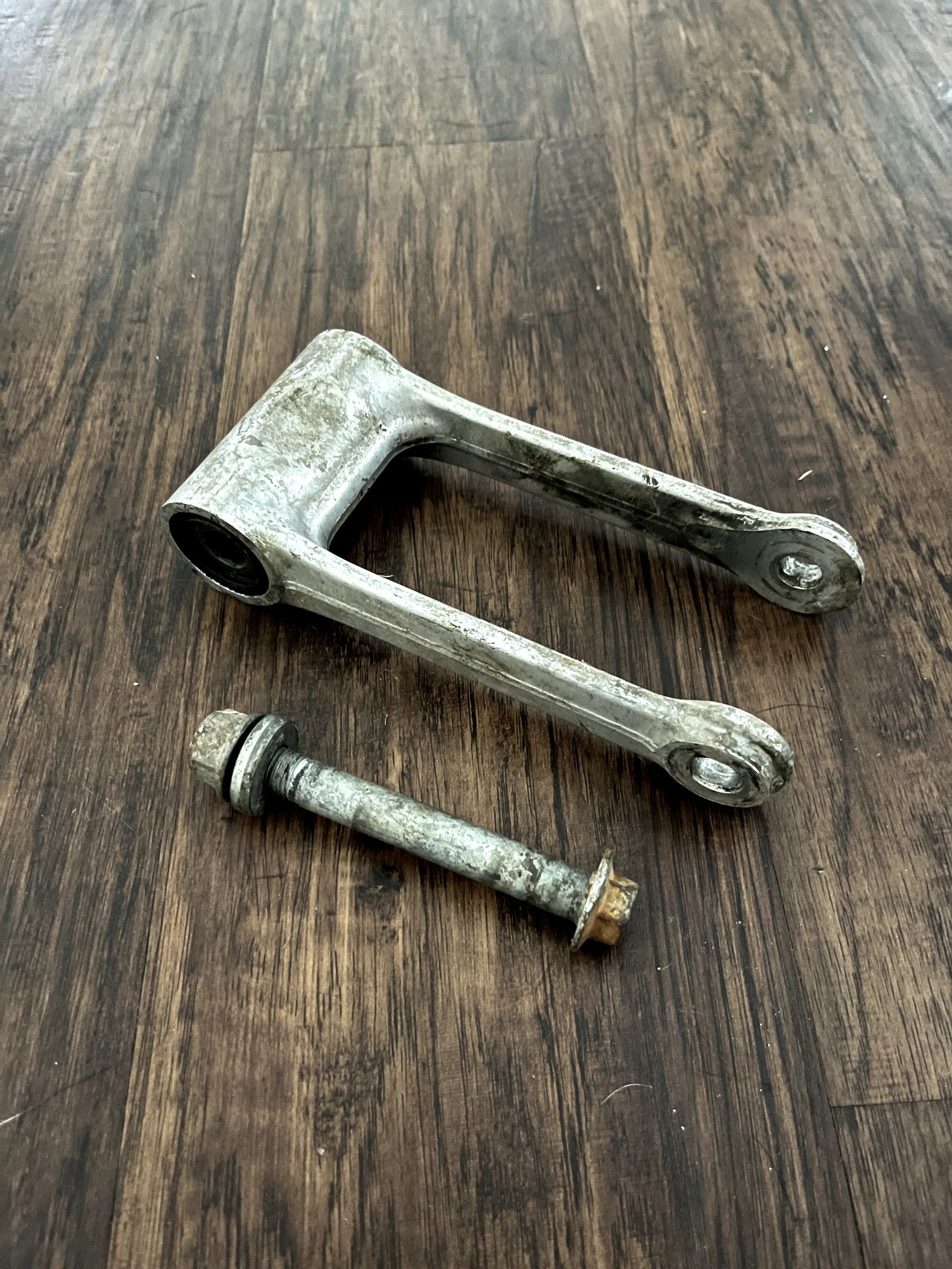 91-92 CR500 OEM Linkage Pullrod Arms