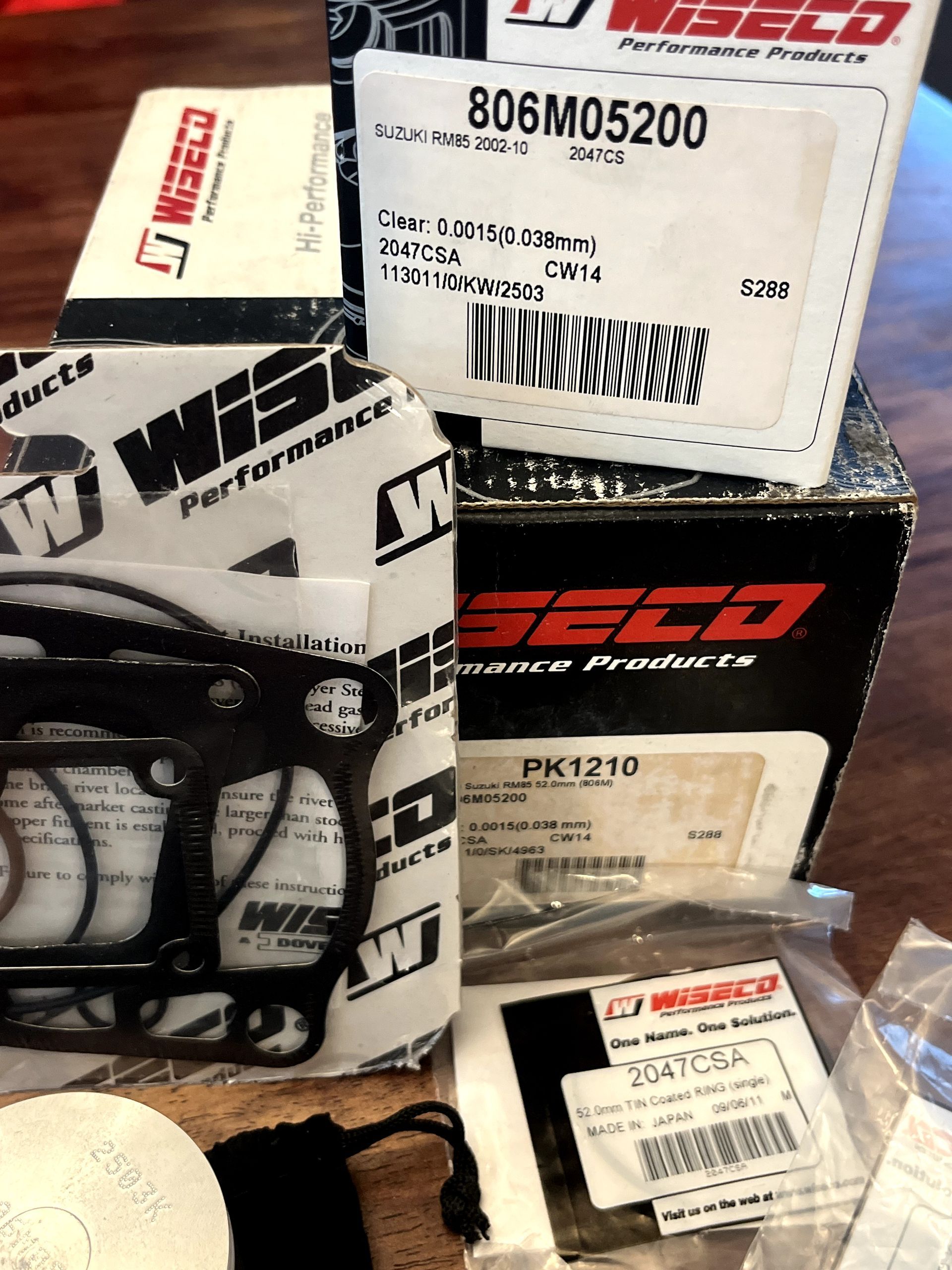 NEW 02-23 RM85 Wiseco Complete Top End Piston Kit - 52 mm Bore - 806M05200 