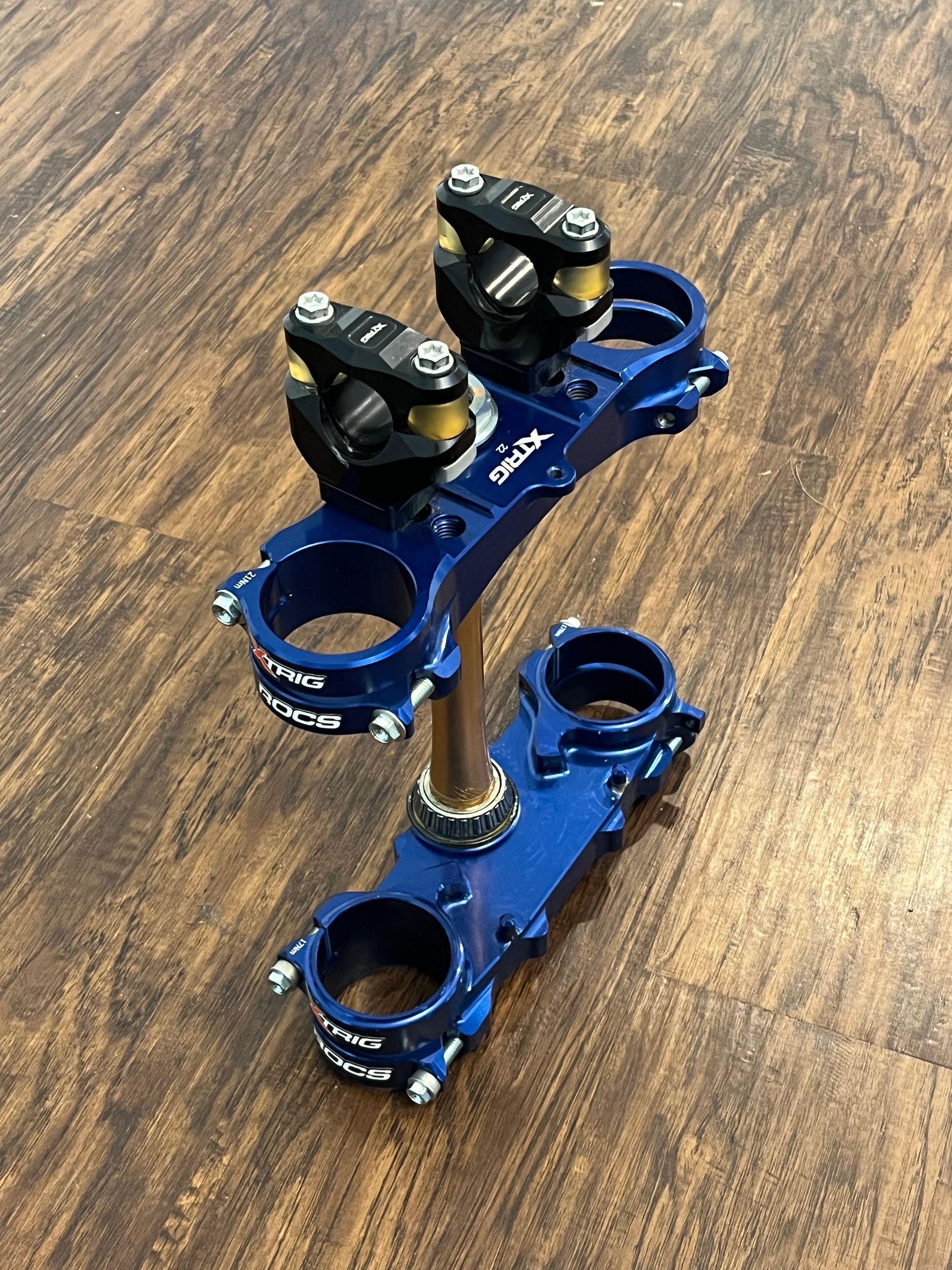 XTRIG ROCS Tech Triple Clamps w/ Bar Mounts YZ250F YZ450F STOCK 22mm