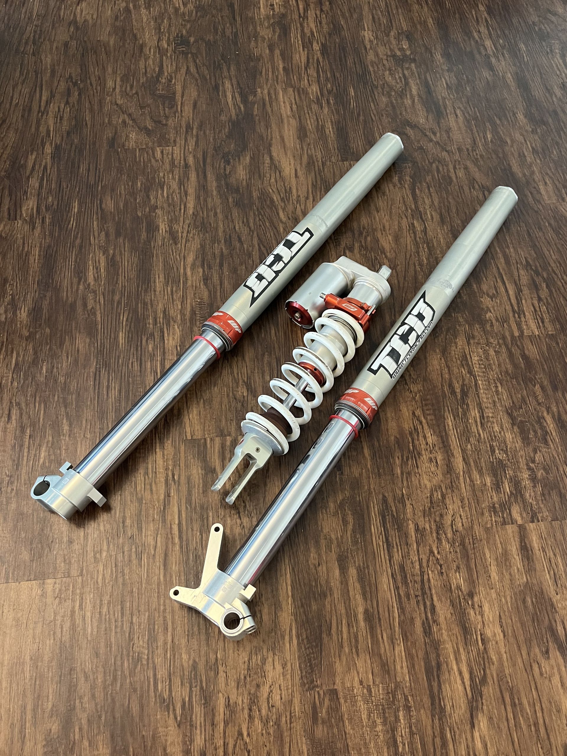 KX250 KX450 TCD WP A Kit Suspension- XACT PRO 8950 Rear Shock / 7548 Front Forks