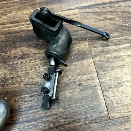 99-02 KX125 OEM Powervalve Arm / Cover / Governor 