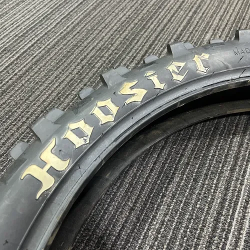 NEW Hoosier 80/100-21 Front Tire (07114)