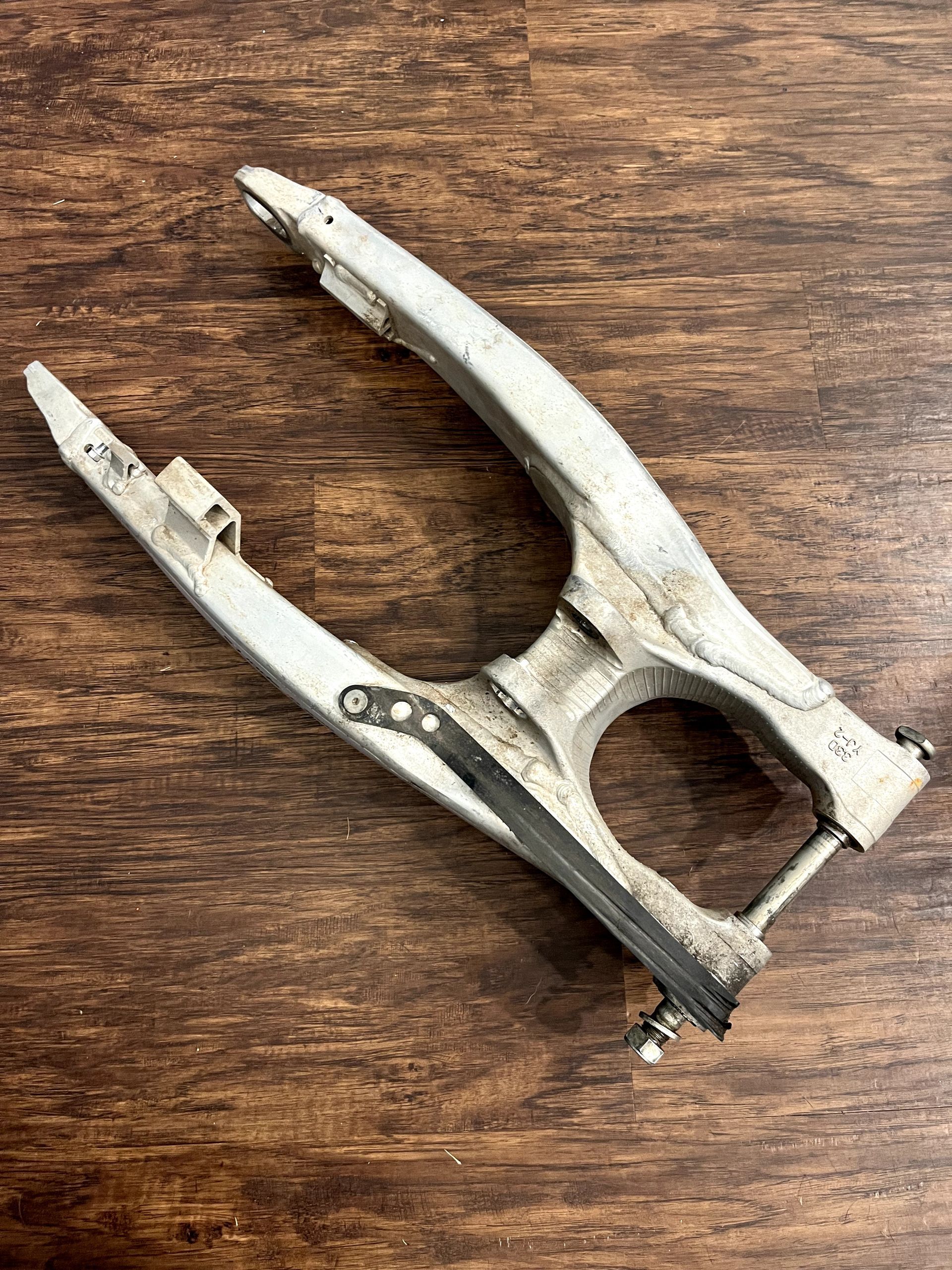 YZ250F YZ450F OEM Rear Swingarm Suspension - BR9-22110-00-00