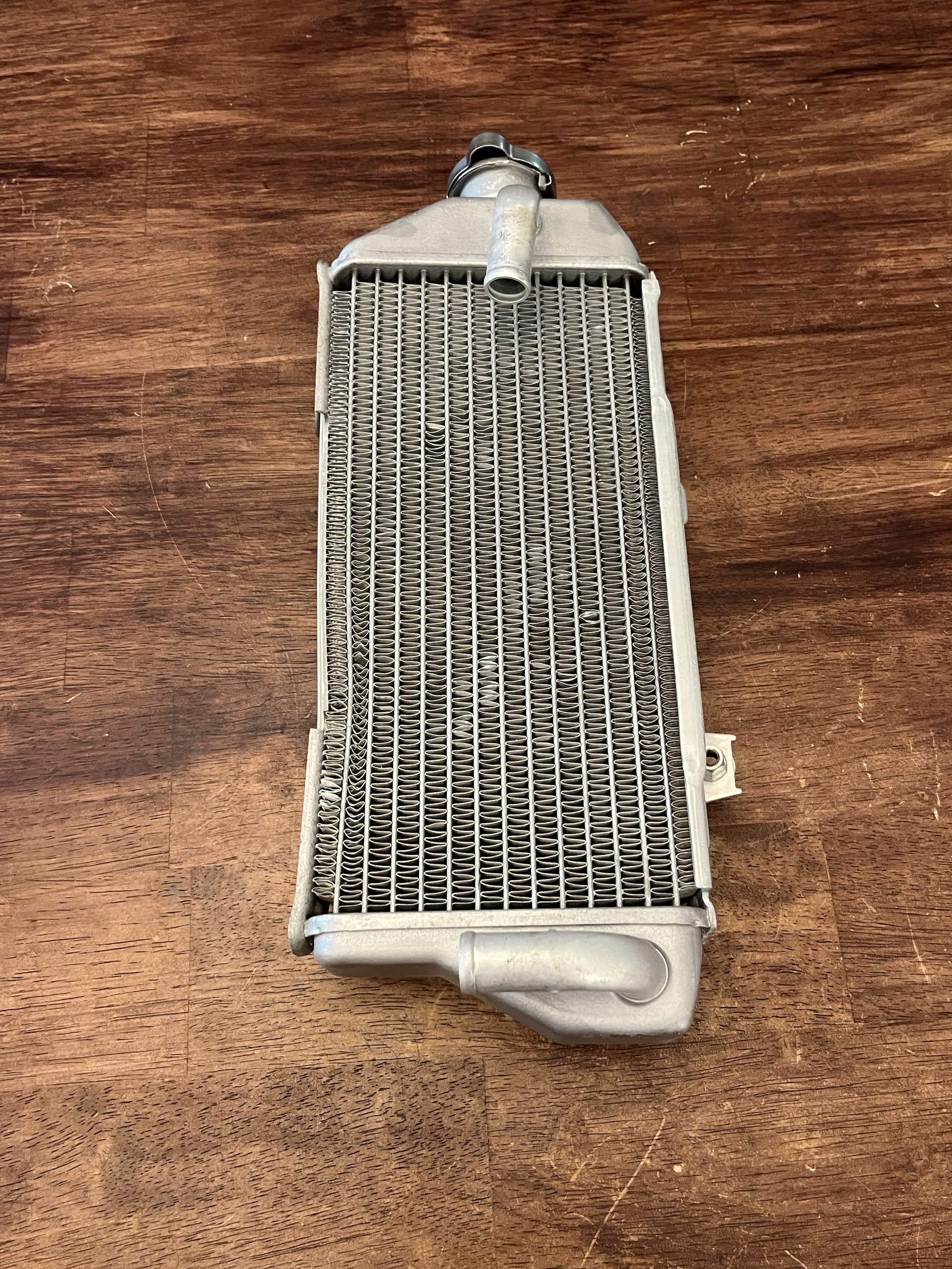 2025 KX250 OEM Radiators Set Left Right Louvers Kawasaki - 39061-0967 39061-0966