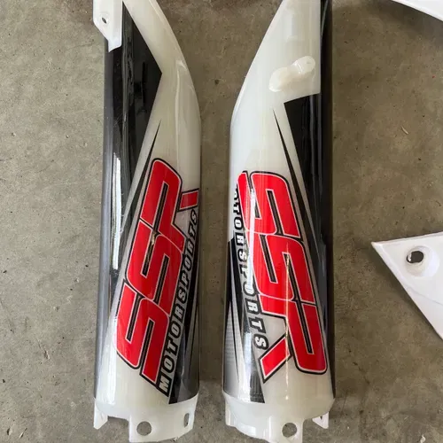 2013-2016 Crf450r SSR450 Plastics 